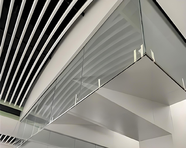 迭部玻璃迭部挡烟垂壁