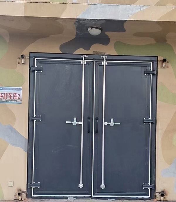 迭部工业平开门