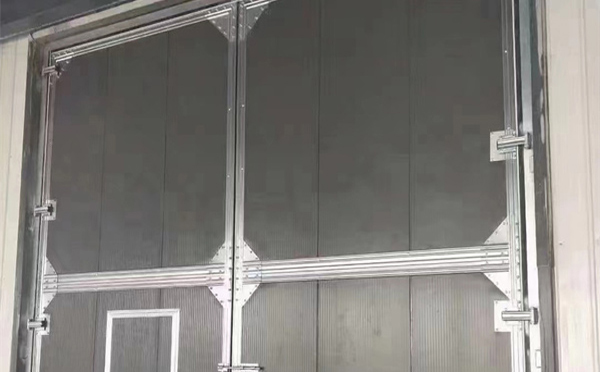 迭部兰州厂房迭部工业门选购与使用指南：打造高效安全的生产环境