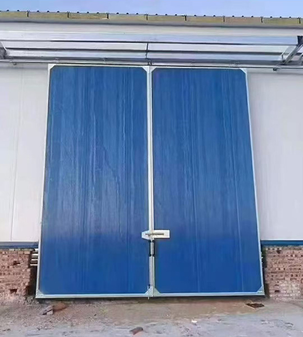 迭部工业门在大型仓储物流通道中的应用实例